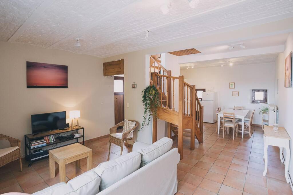 A L'entree Du Verger - Charmante Maison En Pierres * Dinant